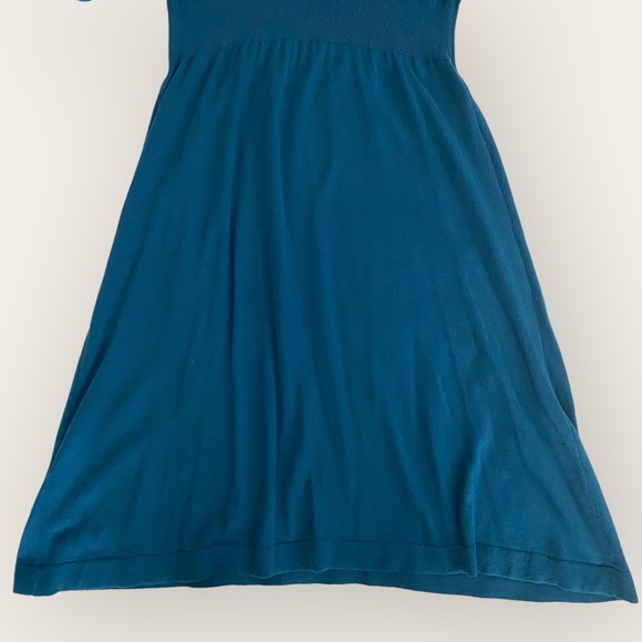 BCBG Max Azria Women’s Sweater Dress XS Silk Blend Fit Flare A Line Feminine - Picture 4 of 4